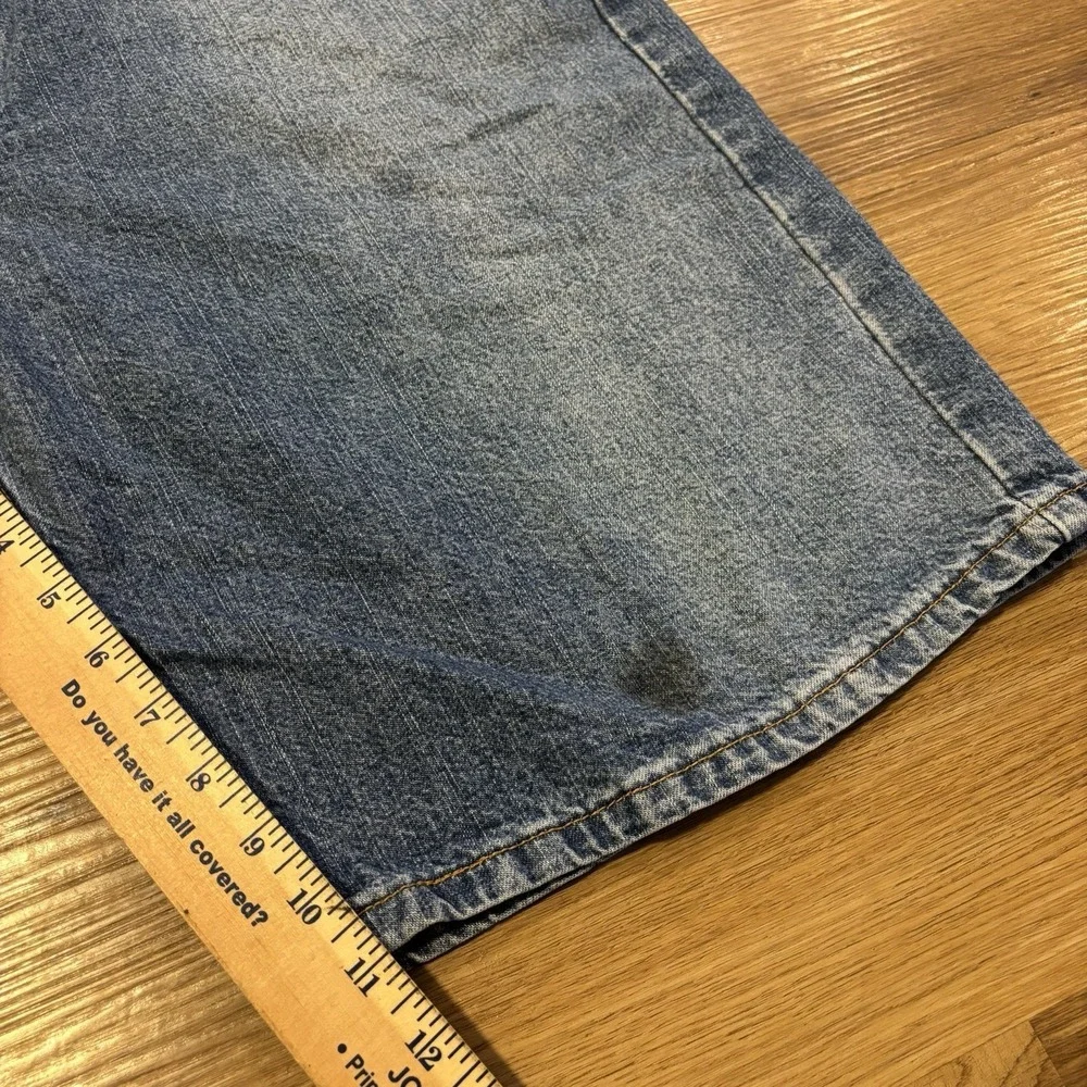 Levis preowned good